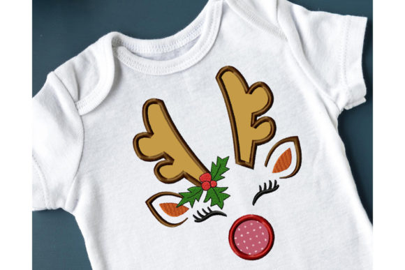 Christmas Reindeer with Holly